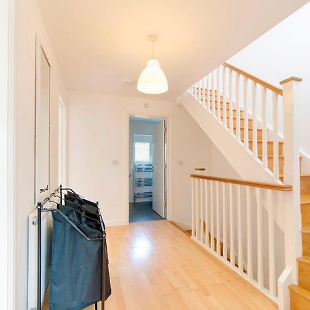 Pass The Keys 49 Byron Square Modern And Spacious 3 Bed Home With Free Parking CBG Exterior foto