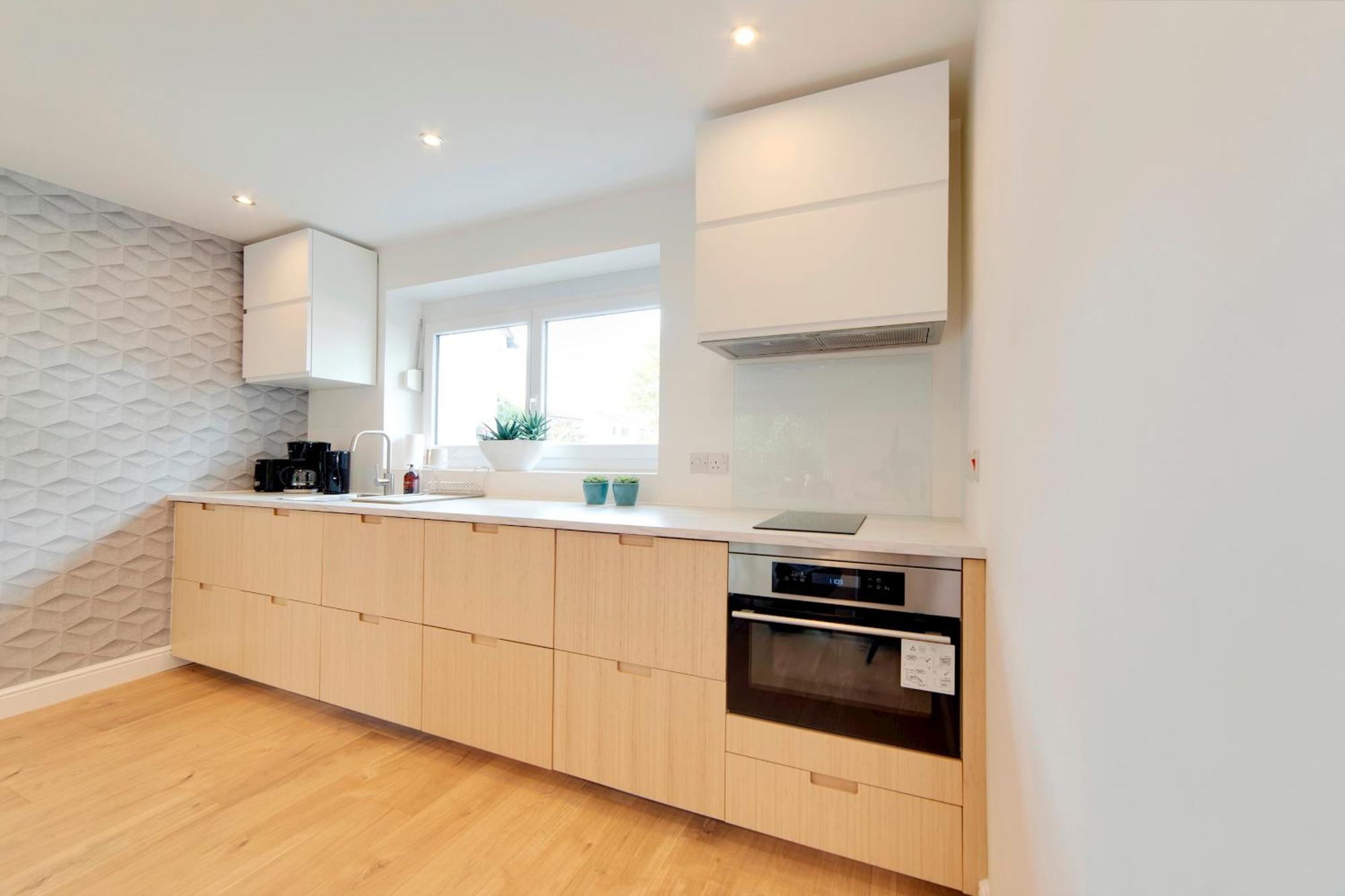 Pass The Keys 49 Byron Square Modern And Spacious 3 Bed Home With Free Parking CBG Exterior foto