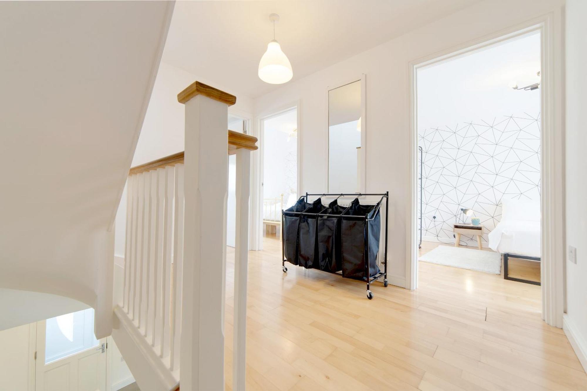 Pass The Keys 49 Byron Square Modern And Spacious 3 Bed Home With Free Parking CBG Exterior foto